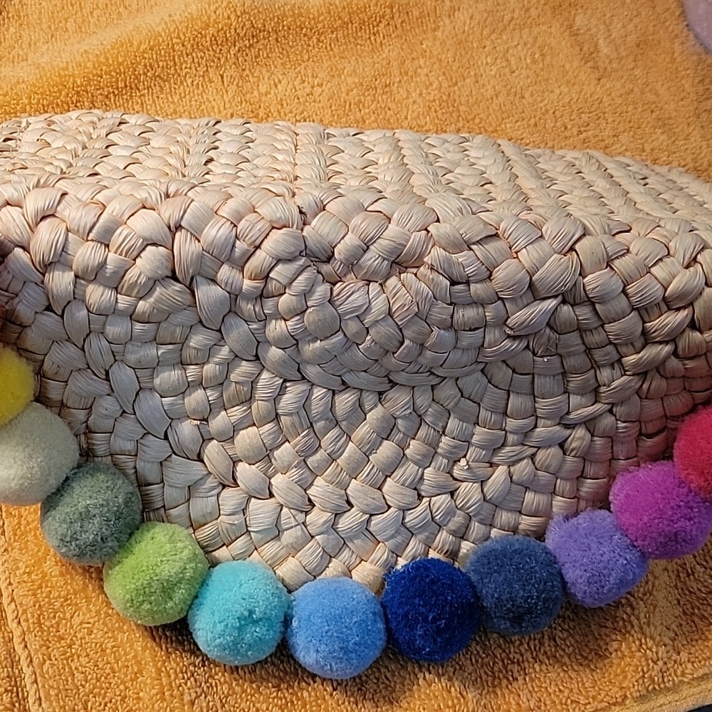 Handbag - Picture 3 of 3